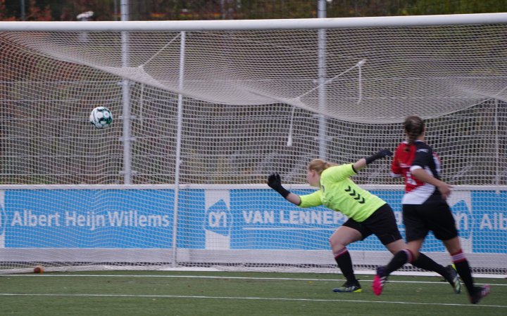 hlp-ekc_16_3-0.jpg
