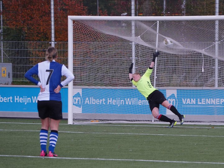 hlp-ekc_24_5-0.jpg